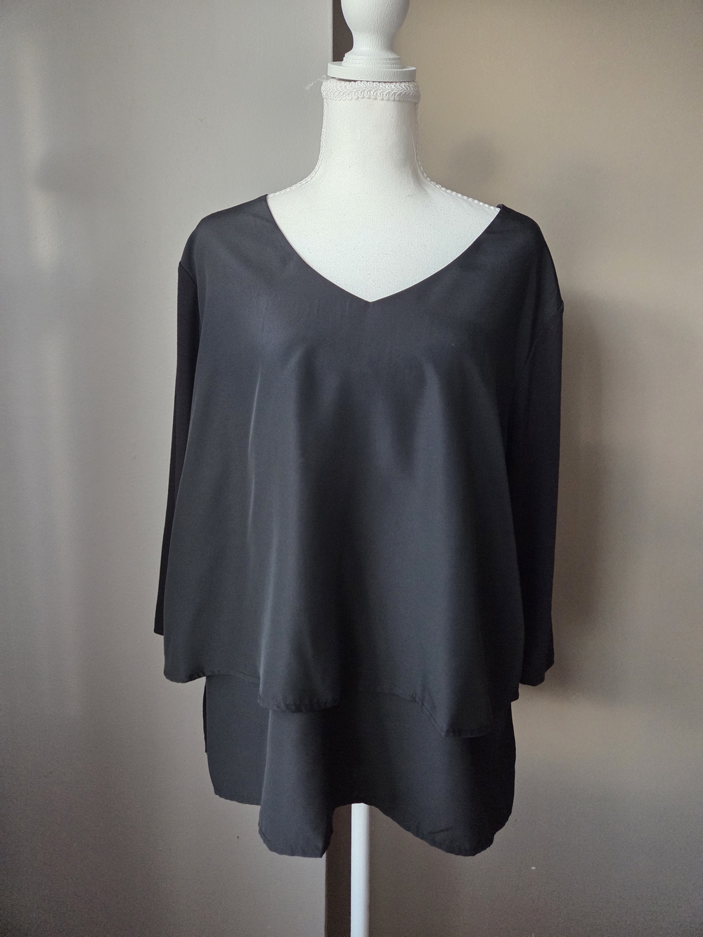 D2 David Luren Black Layered V-Neck Tunic Top PL Petite Large